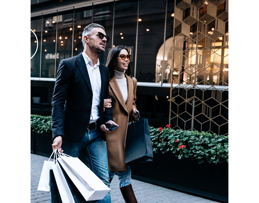 Couple shopping near our Mount Vernon Triangle apartments